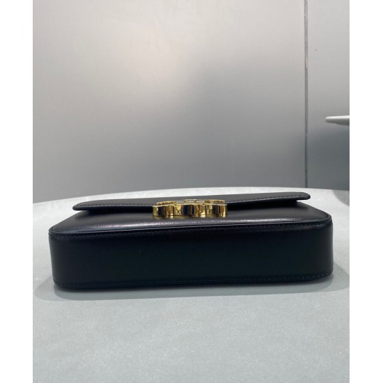 Replica Celine Borsa A Tracolla Catena Triomphe Pelle Di Vitello Lucida Nera