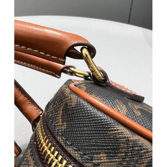 Replica Celine Cuore Medio Caffè Triomphe