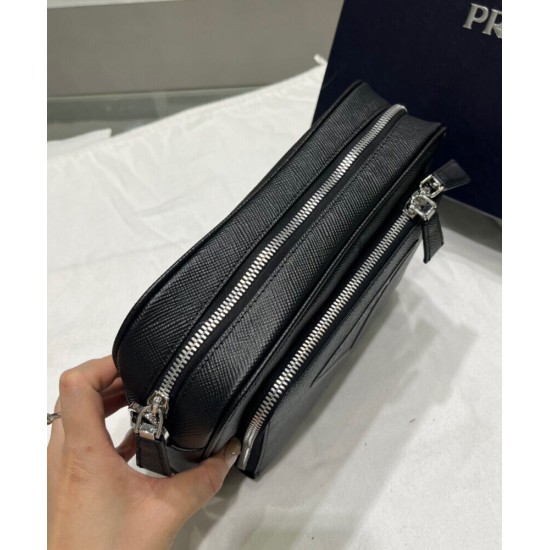 Replica Borsa a Spalla Prada Pelle Saffiano 2VH152 Nera Replica Borsa a Spalla Prada Pelle Saffiano 2VH152 Nera