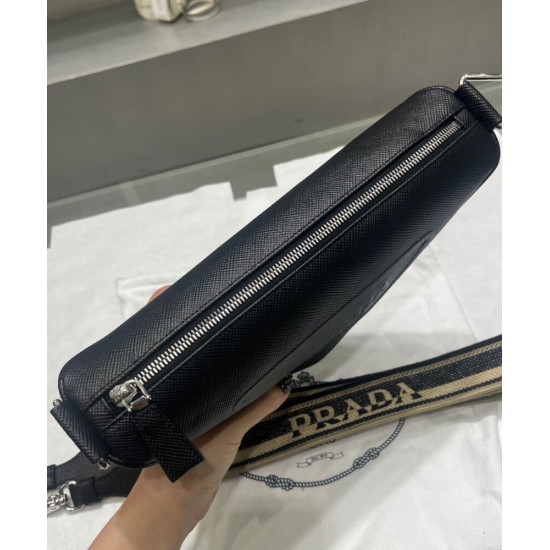Replica Borsa Triangolo Prada Saffiano Nera