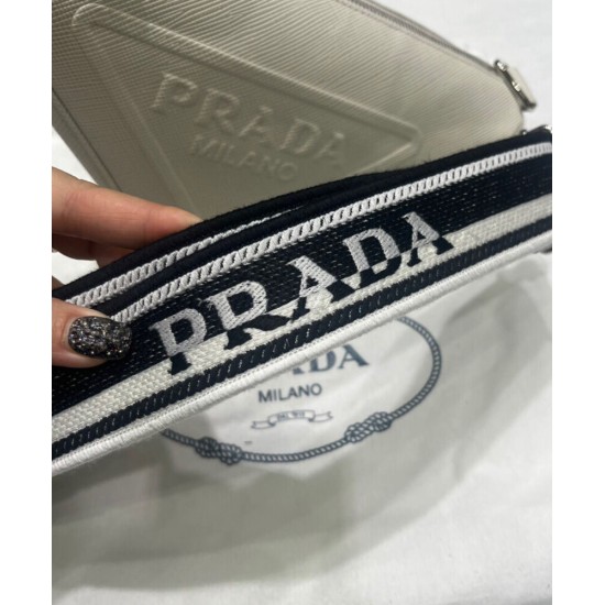 Replica Borsa Triangolo Prada Saffiano Crema