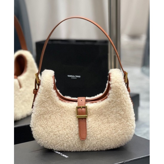 Replica Borsa Hobo YSL Saint Laurent Le Fermoir Shearling Merino 672615 Crema Replica Borsa Hobo YSL Saint Laurent Le Fermoir Shearling Merino 672615 Crema