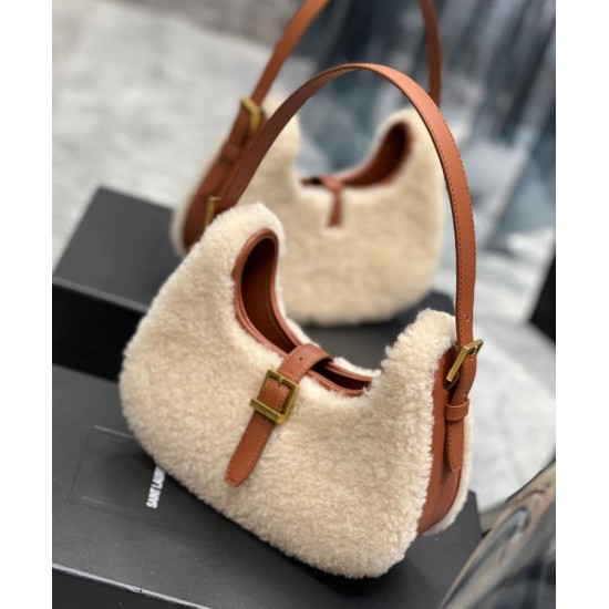 Replica Borsa Hobo YSL Saint Laurent Le Fermoir Shearling Merino 672615 Crema Replica Borsa Hobo YSL Saint Laurent Le Fermoir Shearling Merino 672615 Crema