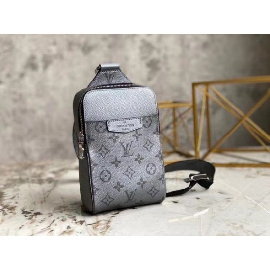 Replica Borsa a tracolla da esterno Louis Vuitton Taiga M30833