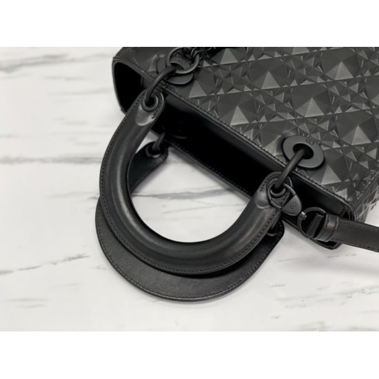 Replica Christian Dior Borsa Lady Dior My Abcdior media in pelle di vitello Cannage nera con motivo diamante Replica Christian Dior Borsa Lady Dior My Abcdior media in pelle di vitello Cannage nera con motivo diamante