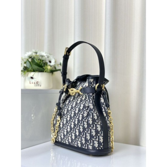 Replica Borsa Christian Dior media C'est Dior Blu Dior Oblique Jacquard