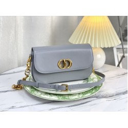 Replica Borsa Christian Dior 30 Montaigne Avenue in pelle di vitello grigia Replica Borsa Christian Dior 30 Montaigne Avenue in pelle di vitello grigia
