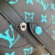 Replica Louis Vuitton Christopher MM Blackpack M21936