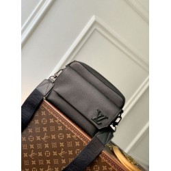 Replica Borsa Louis Vuitton Fastline Messenger LV Aerogram M22482 Nera