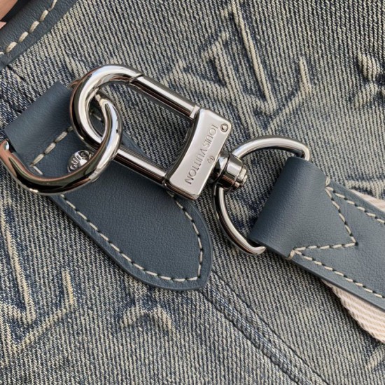 Replica Borsa tote Louis Vuitton M22537 LV Weekend NM blu denim lavato Replica Borsa tote Louis Vuitton M22537 LV Weekend NM blu denim lavato