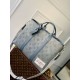 Replica Borsa tote Louis Vuitton M22537 LV Weekend NM blu denim lavato Replica Borsa tote Louis Vuitton M22537 LV Weekend NM blu denim lavato