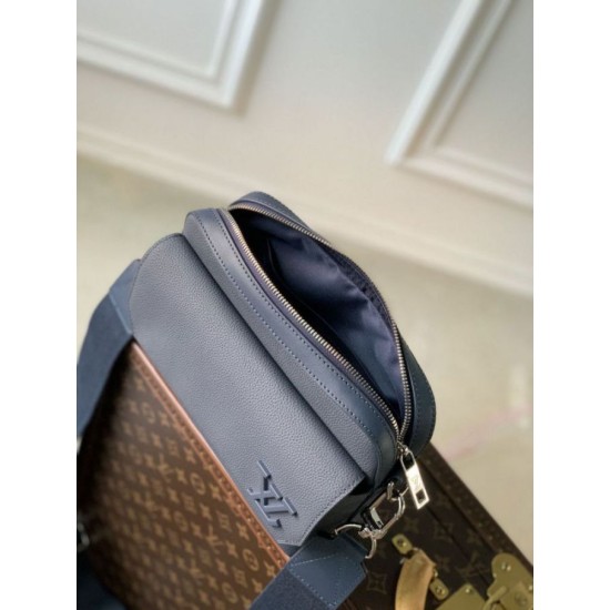 Replica Borsa Louis Vuitton Fastline Messenger LV Aerogram M22611 Blu Replica Borsa Louis Vuitton Fastline Messenger LV Aerogram M22611 Blu