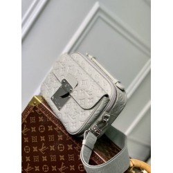 Replica Borsa a tracolla Louis Vuitton S-Lock M23152 Monogramma Taurillon