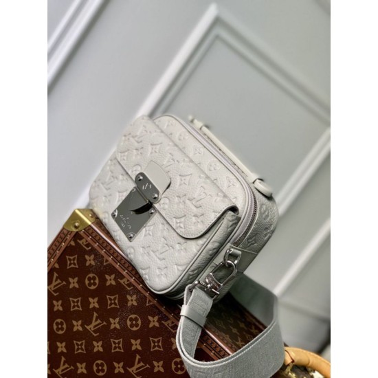 Replica Borsa a tracolla Louis Vuitton S-Lock M23152 Monogramma Taurillon