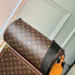 Replica Borsa Louis Vuitton Soft Polochon MM M46691 Monogramma