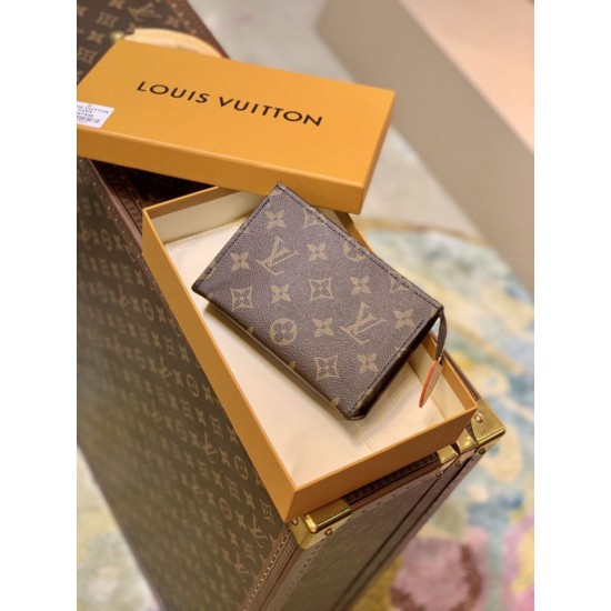 Replica Borsa da toilette Louis Vuitton 15 Borsa per cosmetici M47546
