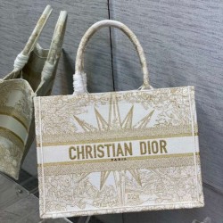 Replica Borsa tote Dior media a libro Rêve d'Infini ricamo Oro