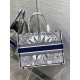 Replica Dior Dior Book Tote media Rêve d'Infini ricamo bianco/blu