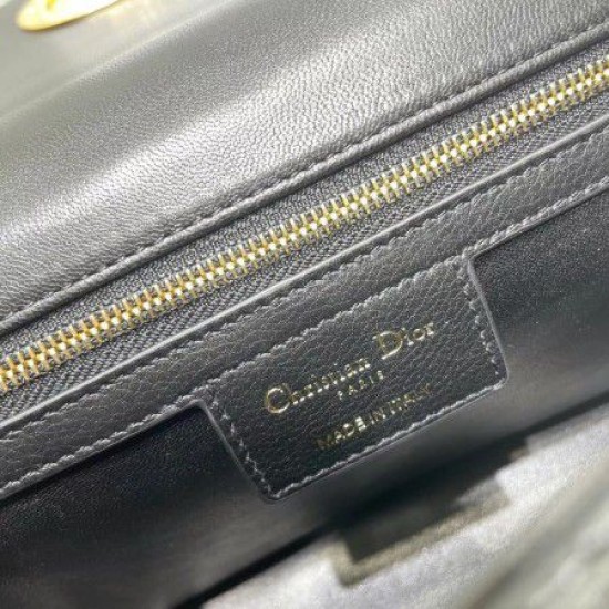 Replica Borsa media Dior Caro Cannage nera