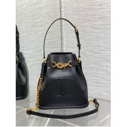 Replica Borsa a secchiello media Dior C'est Saddle in pelle di vitello nera