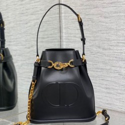 Replica Borsa a secchiello media Dior C'est Saddle in pelle di vitello nera
