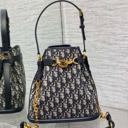 Replica Borsa a secchiello media Dior C'est Jacquard obliquo blu