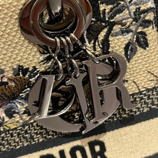Replica Borsa Dior Medium Lady D-Lite con ricamo Jardin d'Hiver beige
