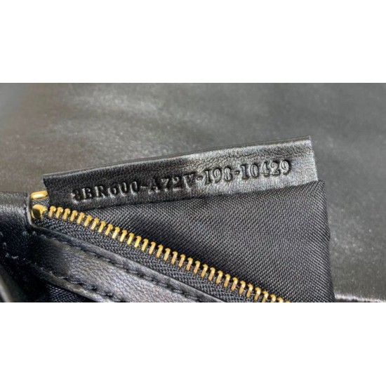 Replica Borsa baguette media Fendi motivo FF nera