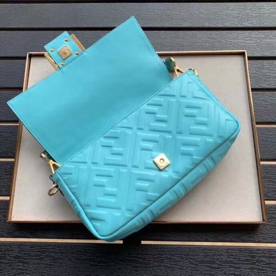 Replica Borsa Baguette Media Fendi Motivo FF Azzurro Replica Borsa Baguette Media Fendi Motivo FF Azzurro