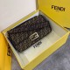 Replica Borsa grande Fendi Baguette in tessuto FF con finiture nere