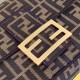 Replica Borsa grande Fendi Baguette in tessuto FF con finiture nere