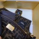 Replica Borsa grande Fendi Baguette in tessuto FF con finiture nere