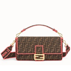Replica Borsa grande Fendi Baguette in tessuto FF con finiture rosa