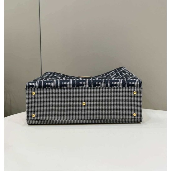Replica Shopper Fendi X-Tote in lana pied de poule con ricamo FF 8BH374 Grigia