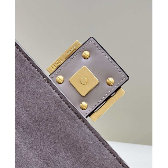 Replica Borsa Fendi 8BR600 Baguette Chain Midi FF in tessuto tapestry grigio