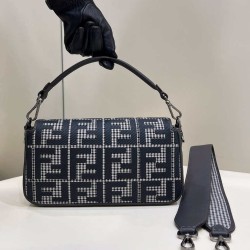 Replica Borsa Fendi Baguette 8BR600 in lana pied de poule con ricamo FF Grigio