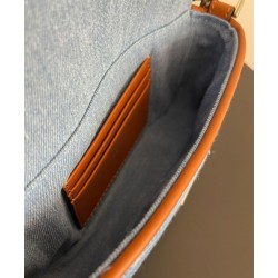 Replica Fendi Baguette Mini Bag 8BS017 ricamo motivo FF denim Blu