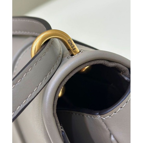 Replica Borsa Fendi C'mon Small/Medium Satchel con curvatura 8BS082 Grigia