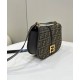 Replica Fendi C'mon Borsa a cartella media con curvatura 8BT366 Caffè