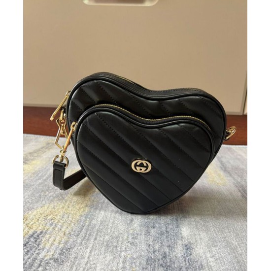 Replica Borsa a tracolla Gucci Mini Heart ad incastro 751628 Nera Replica Borsa a tracolla Gucci Mini Heart ad incastro 751628 Nera