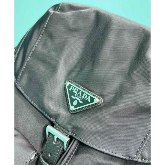 Replica Zaino medio Prada Re-Nylon 1BZ811 Nero