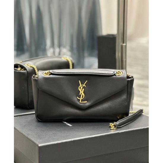 Replica Borsa YSL Saint Laurent Calypso decorata con il nero Cassandre Replica Borsa YSL Saint Laurent Calypso decorata con il nero Cassandre