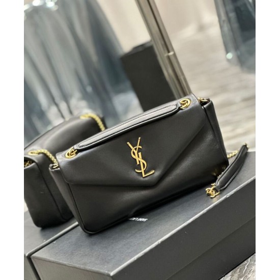 Replica Borsa YSL Saint Laurent Calypso decorata con il nero Cassandre Replica Borsa YSL Saint Laurent Calypso decorata con il nero Cassandre