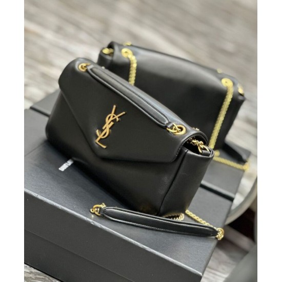 Replica Borsa YSL Saint Laurent Calypso decorata con il nero Cassandre Replica Borsa YSL Saint Laurent Calypso decorata con il nero Cassandre