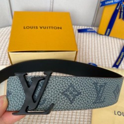 Replica Cintura reversibile Louis Vuitton LV Shape MNG da arrampicata 40 mm M0573V