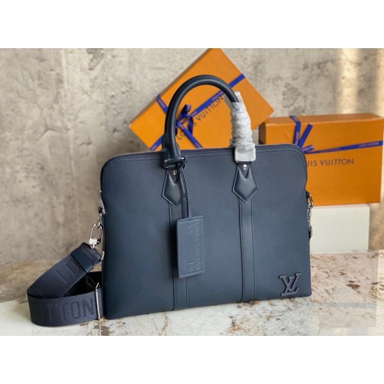 Replica Valigetta Louis Vuitton Takeoff in pelle Aerogram blu M21440 Replica Valigetta Louis Vuitton Takeoff in pelle Aerogram blu M21440
