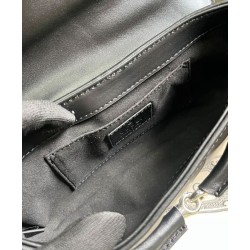 Replica Borsa a tracolla piccola Gucci Horsebit Chain 764339 Nera Replica Borsa a tracolla piccola Gucci Horsebit Chain 764339 Nera