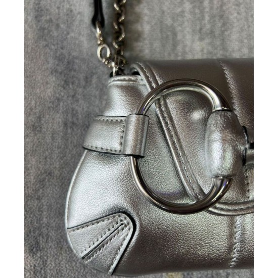 Replica Borsa a tracolla piccola Gucci Horsebit Chain 764339 Argento Replica Borsa a tracolla piccola Gucci Horsebit Chain 764339 Argento