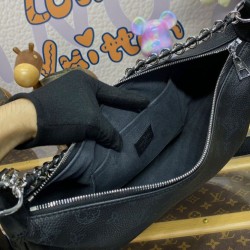Replica Louis Vuitton Baia MM M22823 Accattivante borsa a mezzaluna nera