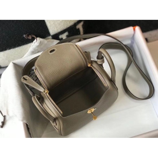 Replica Borsa Hermes Lindy Mini Taupe Clemence in pelle di vitello